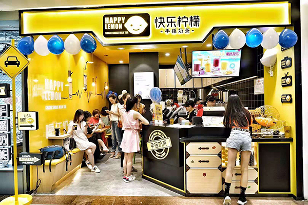 “秋后第一杯奶茶”，成都奶茶店裝修大比拼！